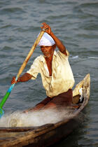 Fisherman in Cochin. © Philip Plisson / Plisson La Trinité / AA12607 - Photo Galleries - Cochin